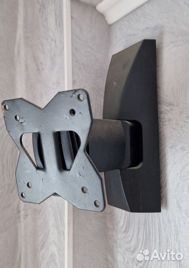 Телевизор BBK 19 диагональ