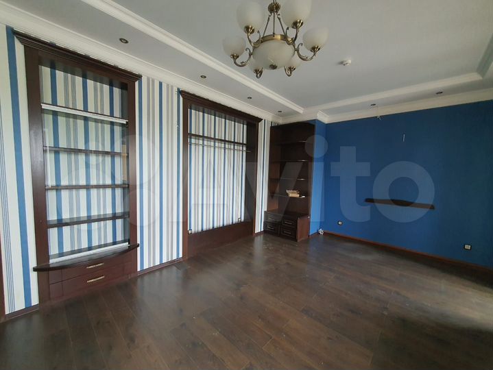 Сдам офис, 540 м² с парковкой в центре Уфы