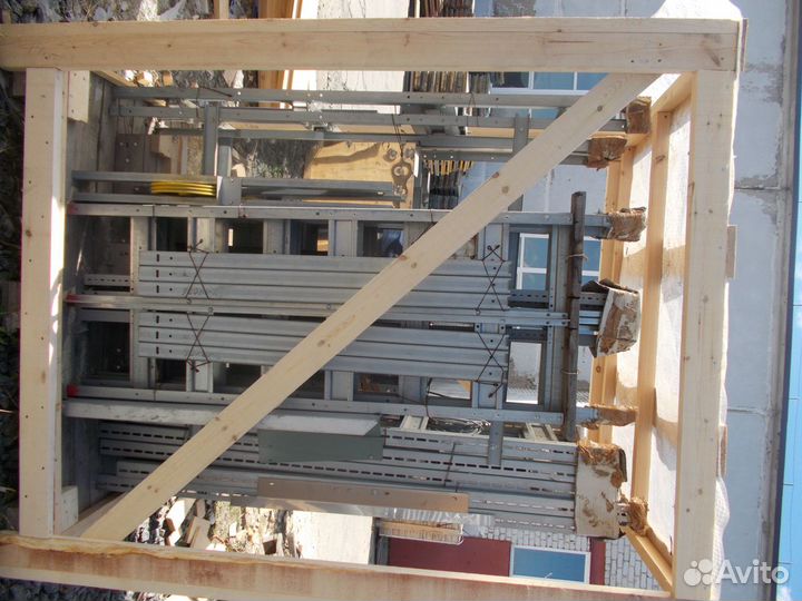 Продам грузовые лифты