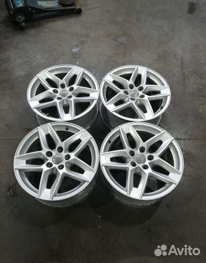 Литые диски Audi A4 17