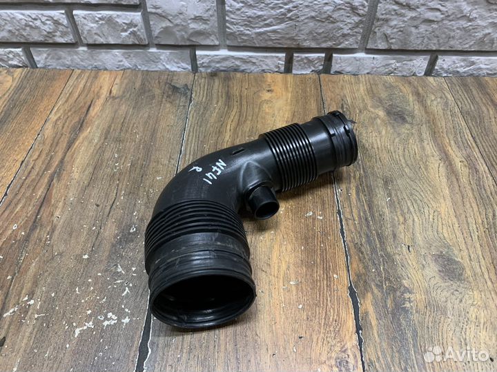 VW Touareg NF Патрубок воздушного фильтра 4.1 ckda