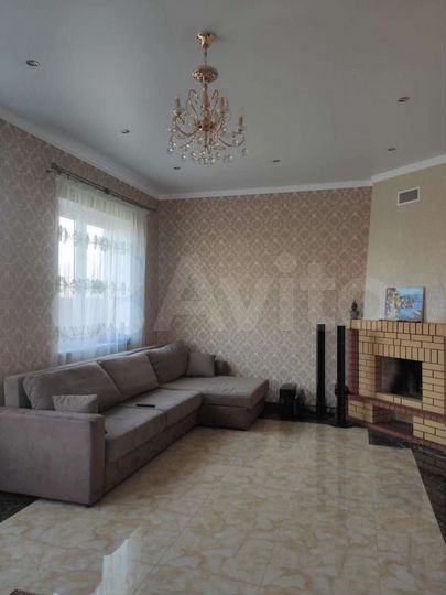 Дом 228 м² на участке 9 сот.