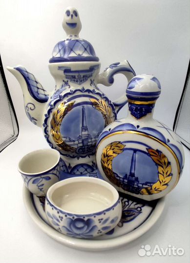 Фарфоровый набор