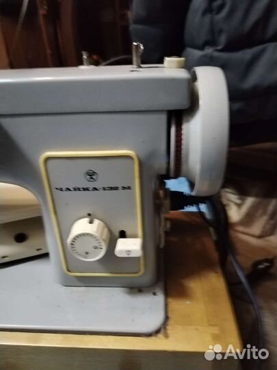 Швейная машина Чайка
