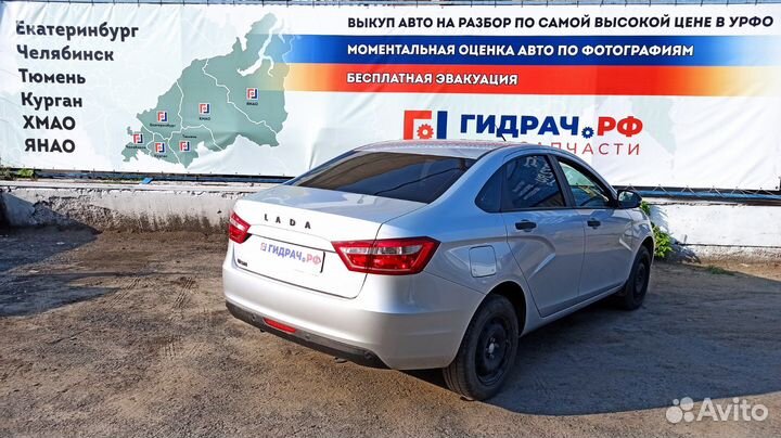 Обшивка крышки багажника LADA vesta 8450007639