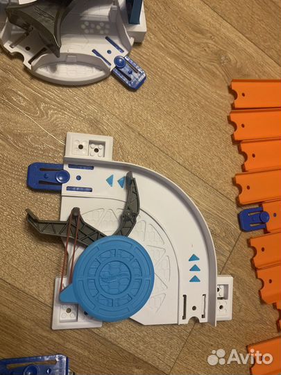 Гоночный трек hot wheels
