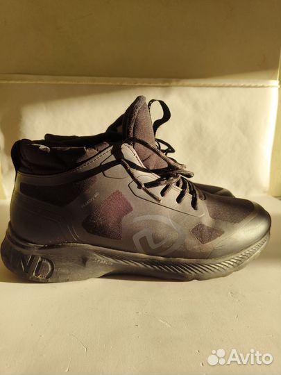 Кроссовки nord