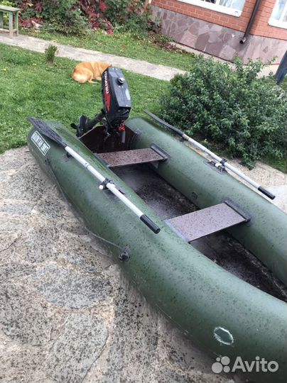 Лодка с мотором