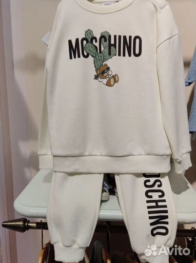 Костюм Moschino 12-18,18-24,92,98