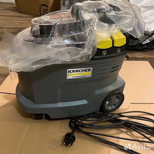 Пылесос Karcher Puzzi 8 1 2024 года