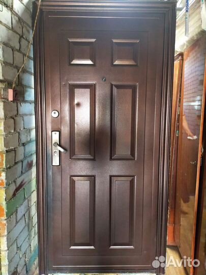 Дверь входная железная уличная бу