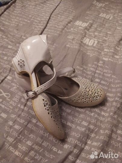 Туфли для девочки