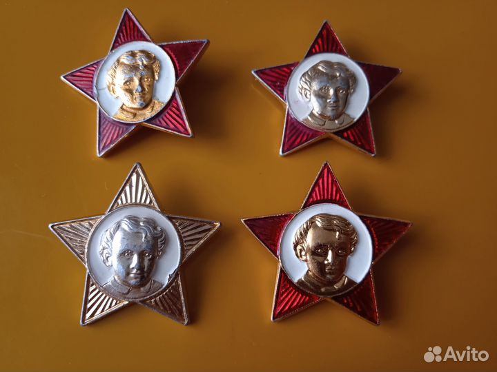 Значки СССР