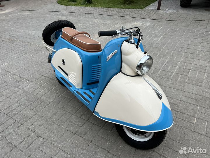 Обменяю коллекцию ретро мотороллеров и мотоколяску