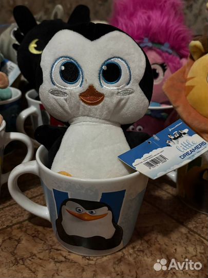 Кружка с игрушкой магнит