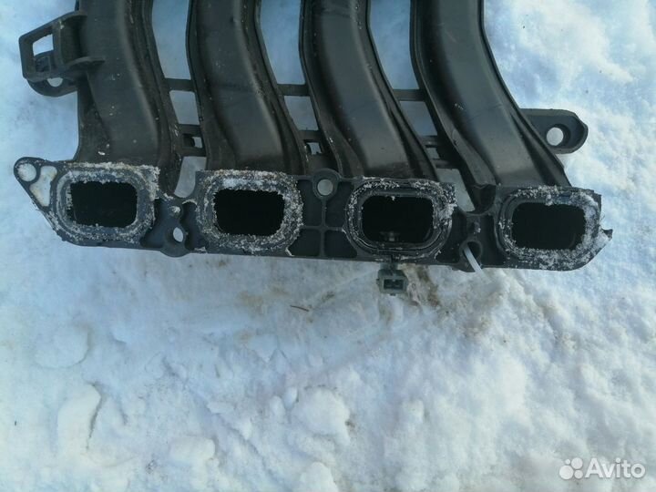 Впускной коллектор Renault K4M