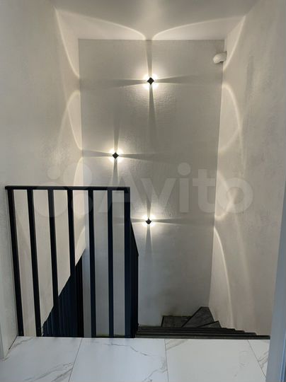 2-к. квартира, 90 м², 1/2 эт.