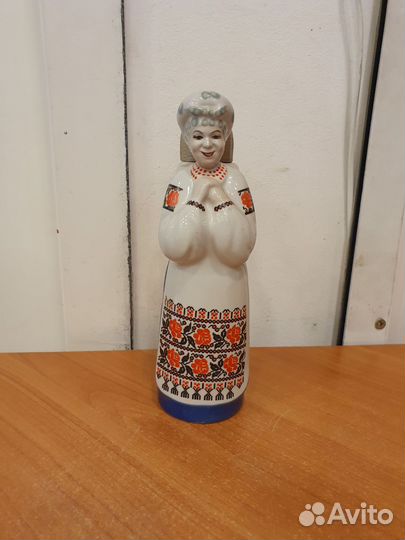 Статуэтка Украинка СССР