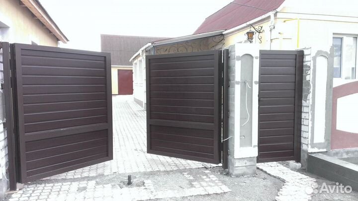 Ворота распашные под ключ