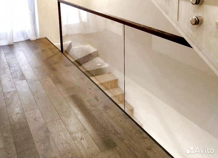 Стеклянные перила для лестниц