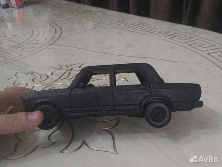Ваз 2107 игрушка черная тонировка и черные диски