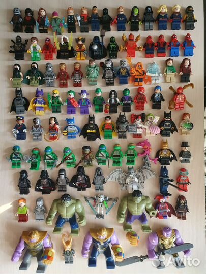 Минифигурки Лего
