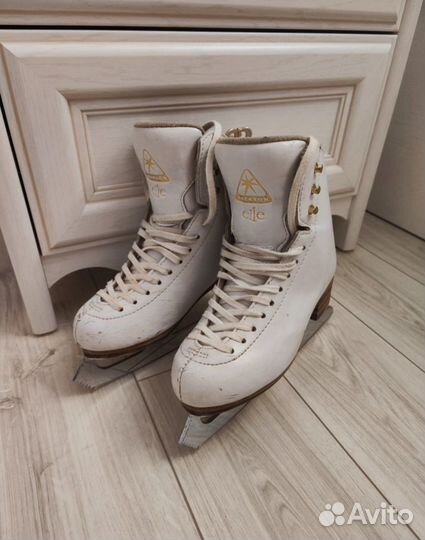 Фигурные коньки jackson elle 2