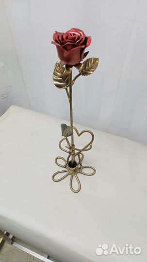 Кованые изделия. Розы. Вазы. Подсвечники. Сувениры