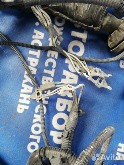 Проводка подкапотная Toyota Matrix кроссовер