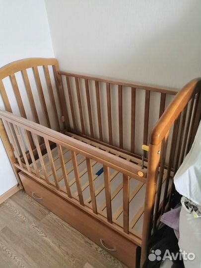 Детская кроватка Антел Алита 6 бук с маятником