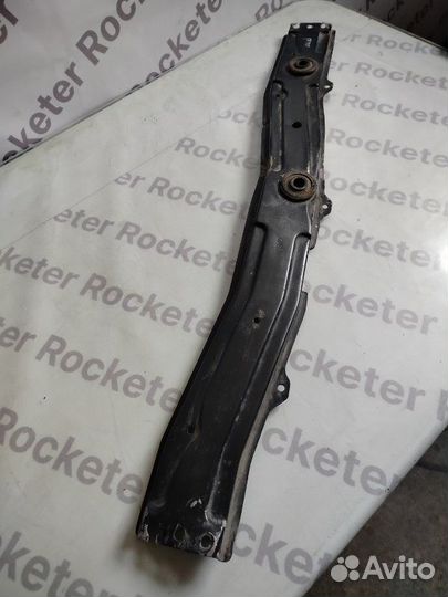 Планка радиатора Nissan Pixo 2012