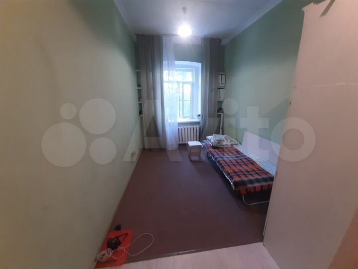 Комната 16,8 м² в 1-к., 3/3 эт.