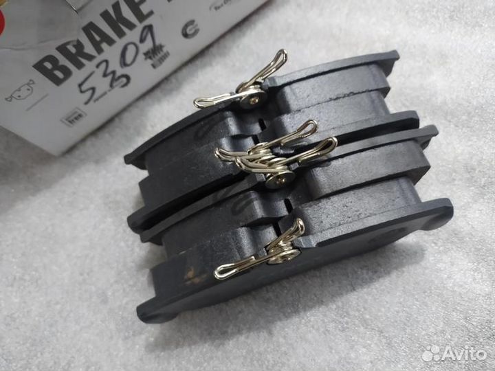 Колодки передние fenox Almera N16, Primera P10,P11