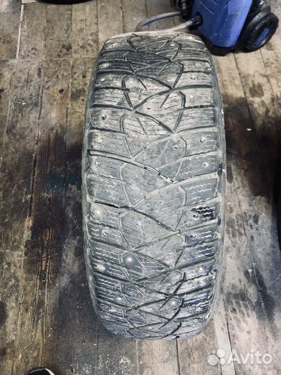 Goodyear UltraGrip 185/60 R15