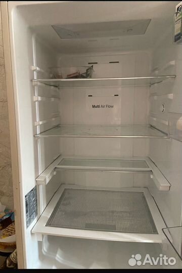 Холодильник LG