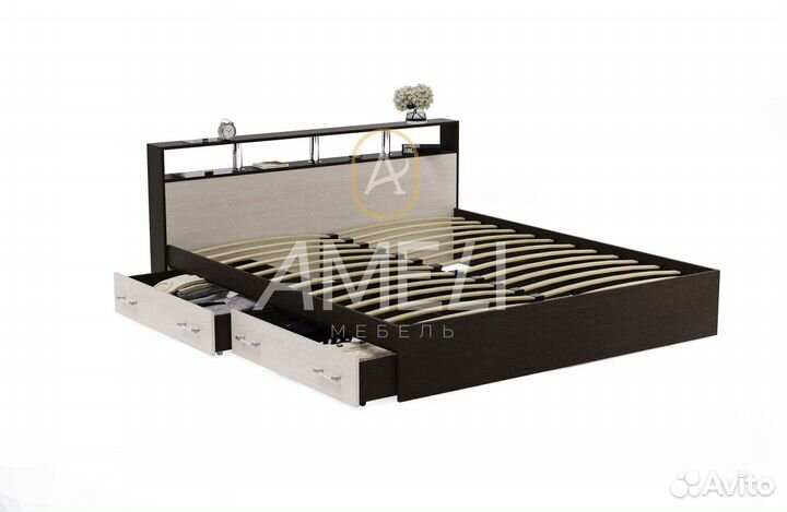 Кровать двуспальная с ящиками