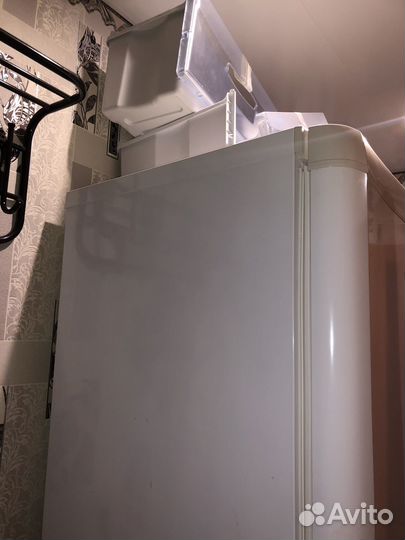 Холодильник indesit