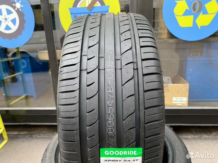 Goodride SA 37 255/45 R20 105W