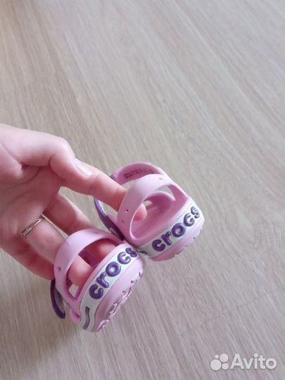 Сандалии для девочки crocs c4