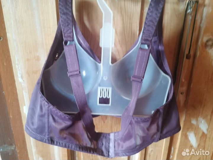 Бюстгальтер