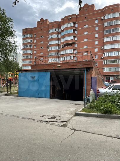 Машиноместо, 18 м²
