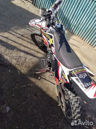Продам питбайк 125