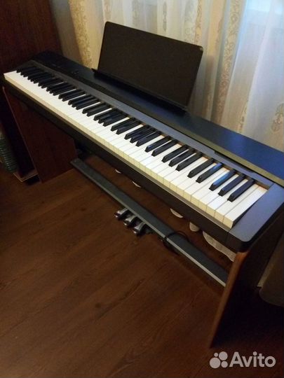 Цифровое пианино Casio Privia PX-130
