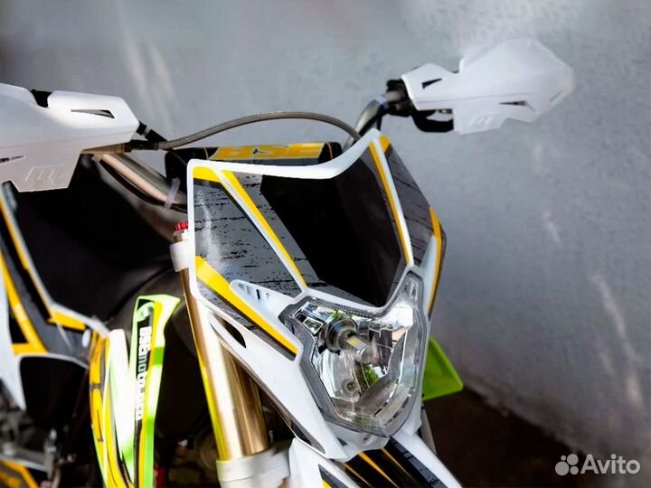 Мотоцикл кроссовый BSE Z3 (250 cc)