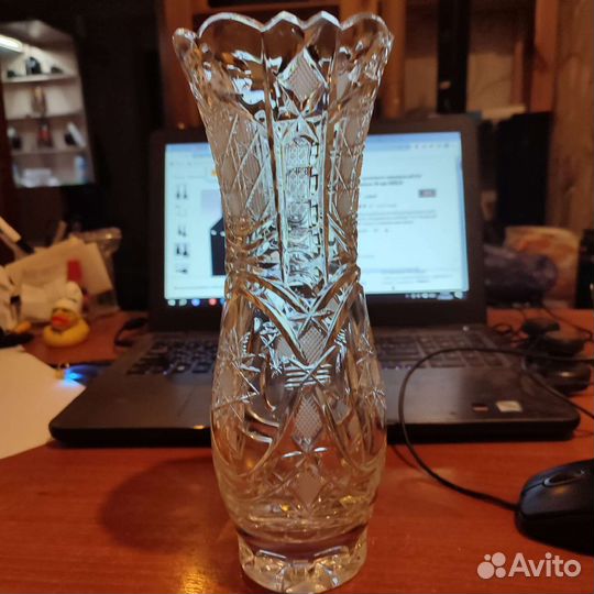 Ваза для цветов хрустальная 25 см