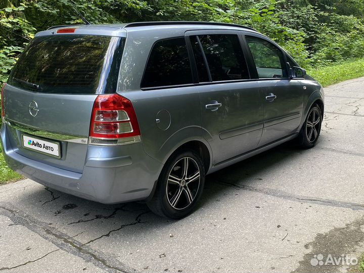 Opel Zafira 1.8 МТ, 2008, 242 500 км