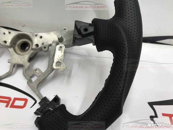 Руль Toyota Land Cruiser 200 Sport Design E5365