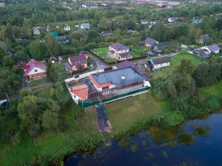 Дом 350 м² на участке 10 сот.