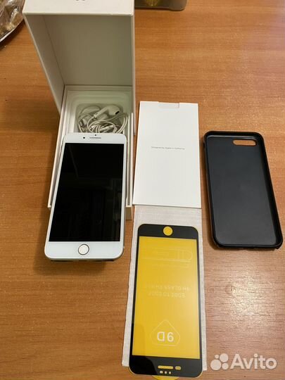 iPhone 8 Plus, 64 ГБ