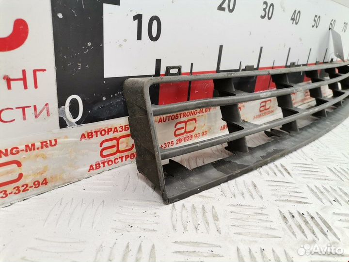 Решетка для Volkswagen Golf 4